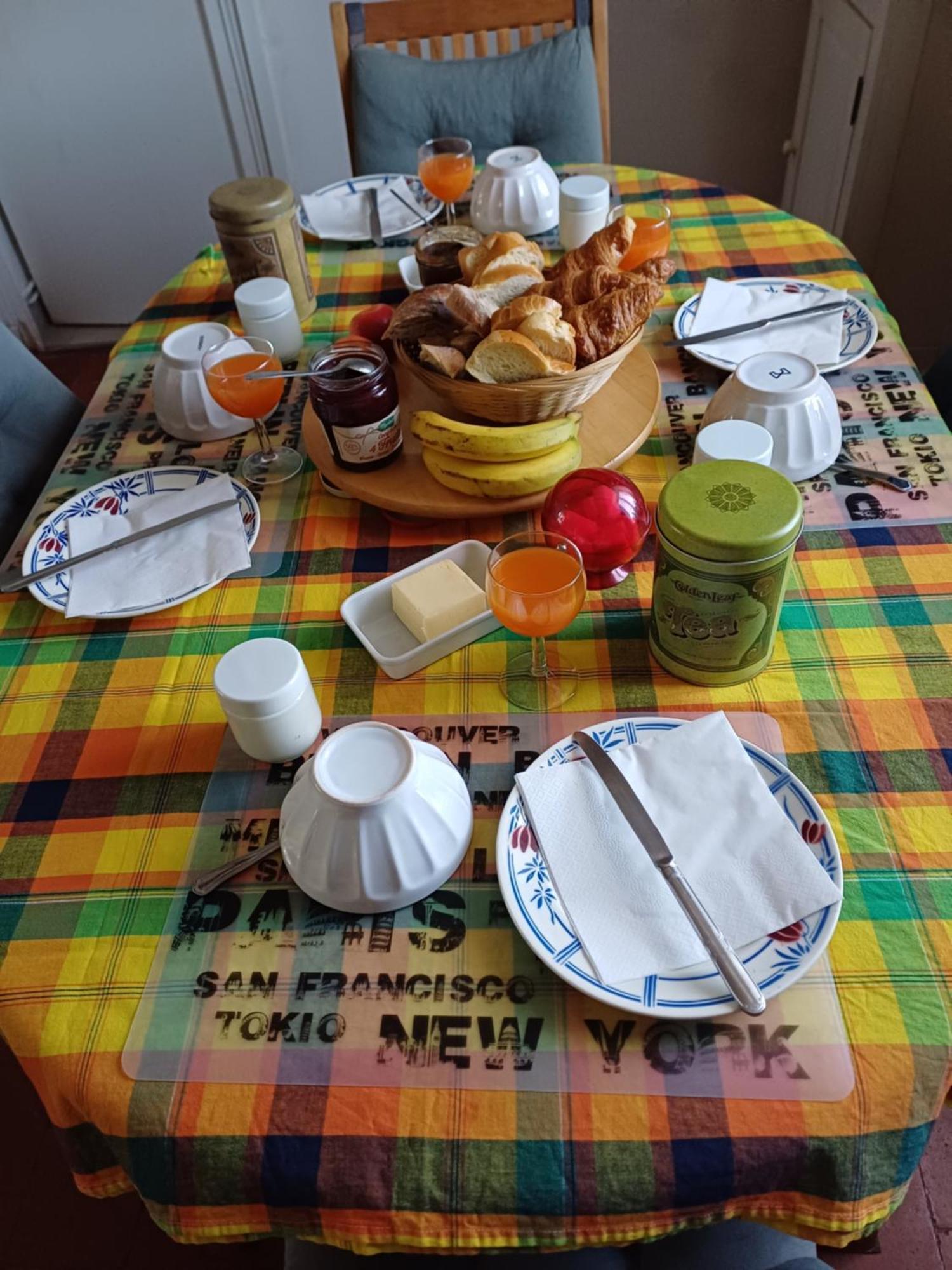 Aline Et Dim Bed and Breakfast Mereville  Exteriör bild